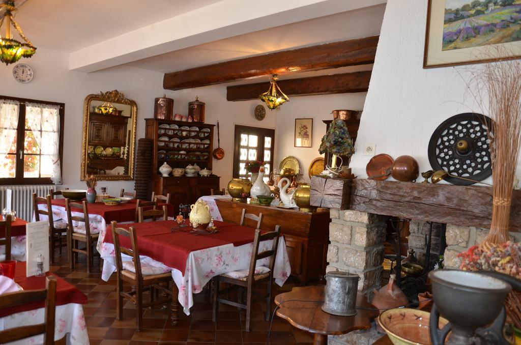 Auberge Du Lac Bauduen Exterior foto